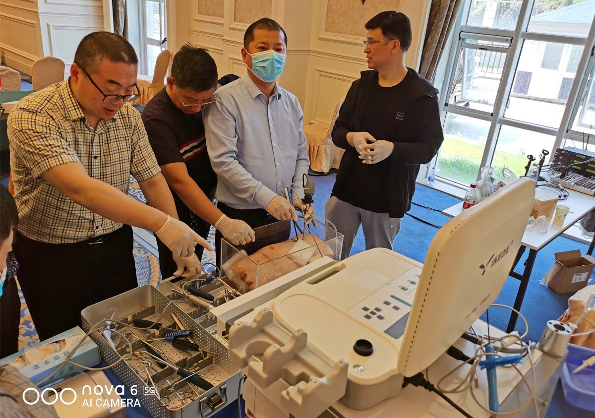 熱烈祝賀|煙臺市首屆雙通道脊柱內(nèi)鏡UBE技術高峰論壇暨山東省康復醫(yī)學會腰背疼痛康復分會UBE學組2021年第一次會議圓滿結(jié)束！