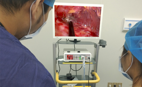 內(nèi)窺鏡攝像系統(tǒng)在隆胸手術的應用